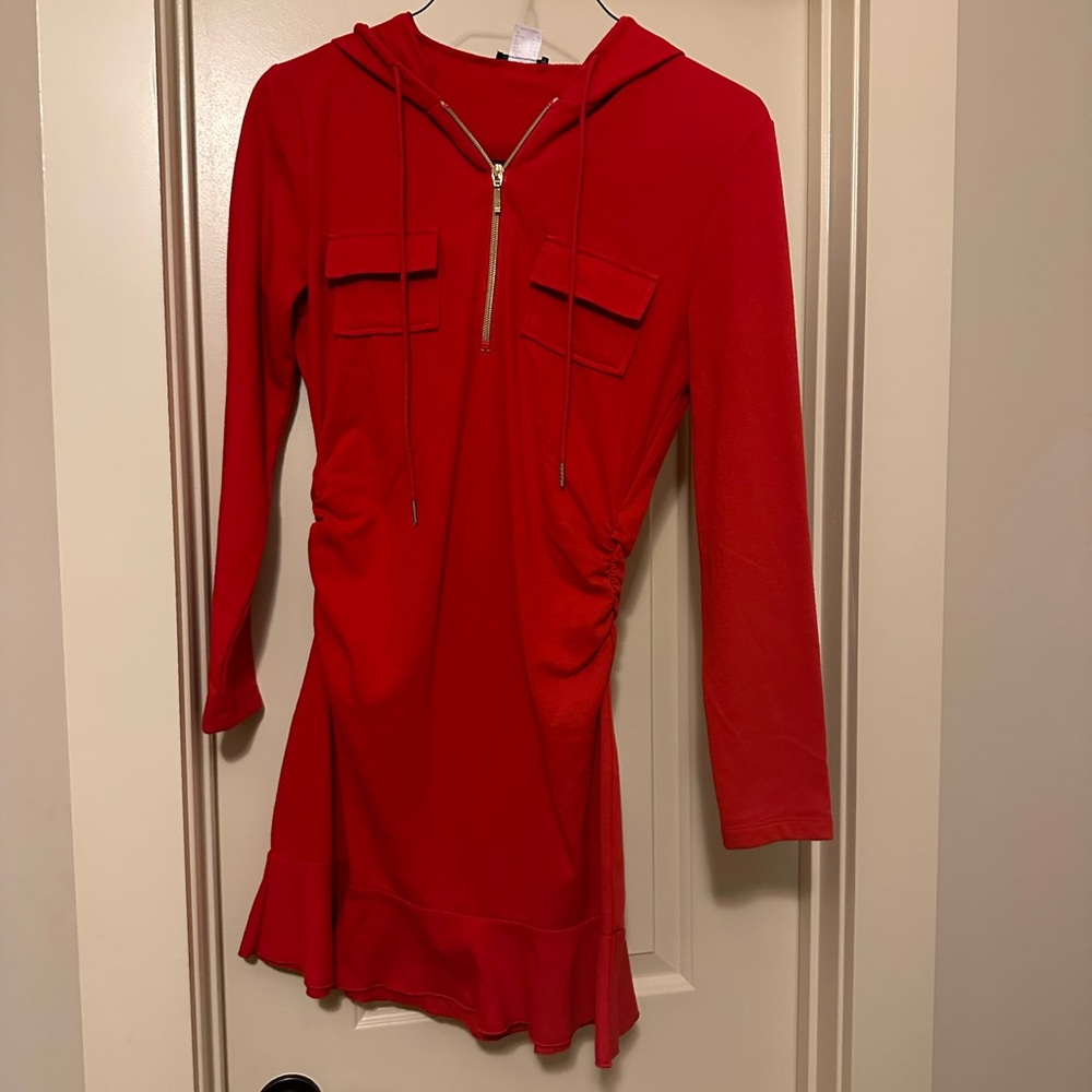 Venus xs hooded red athletic casual dress